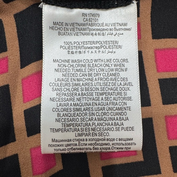 BCBGMaxAzria Surplice Blouse Long Sleeve Wrap Blouse Size XS NWOT - Picture 8 of 9